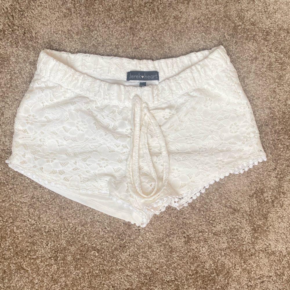 Derek Heart White size “S”